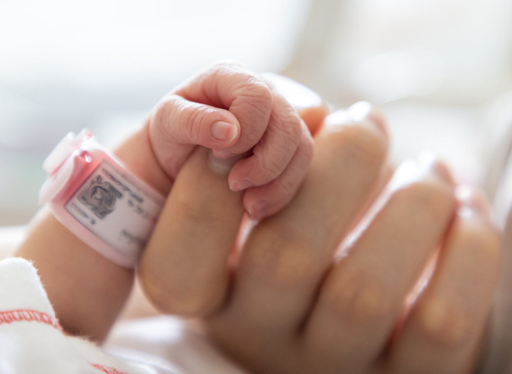 premature baby | SafeBaby | a device to inflate collapsed lungs in premature babies